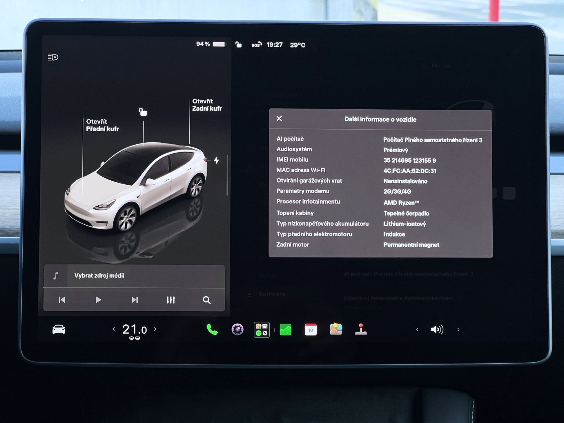 Tesla Model Y Long Range AWD 2022 — 8