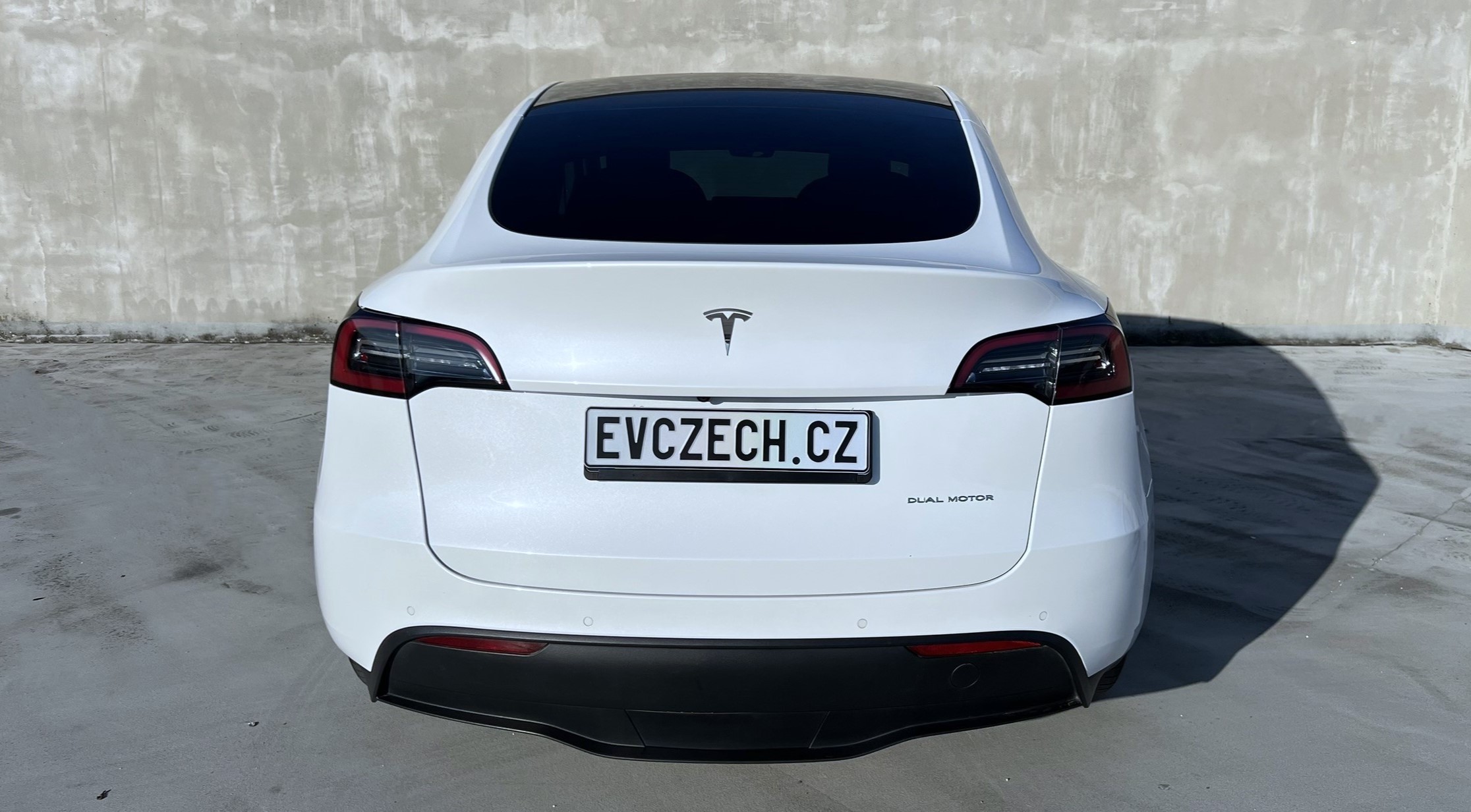 Tesla Model Y Long Range AWD 2022 — 6